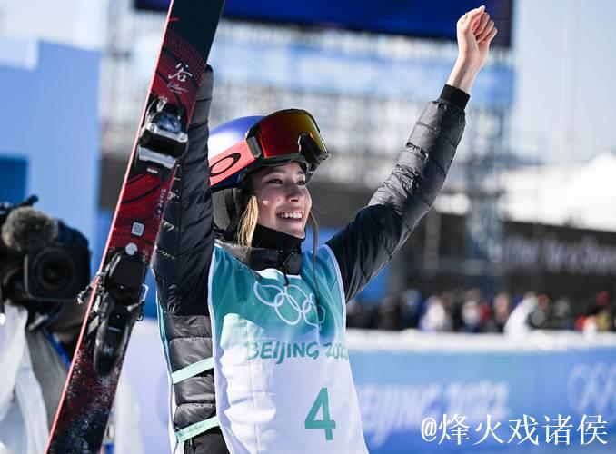 自由式滑雪世界杯云顶站:谷爱凌预赛第一晋级 自由式滑雪世界杯云顶站:谷爱凌预赛第一晋级